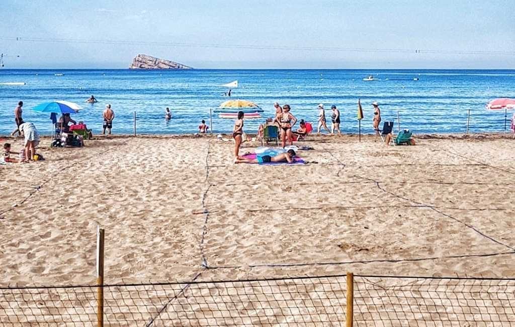 Reserveren voor een plaatsje op strand Benidorm niet meer nodig