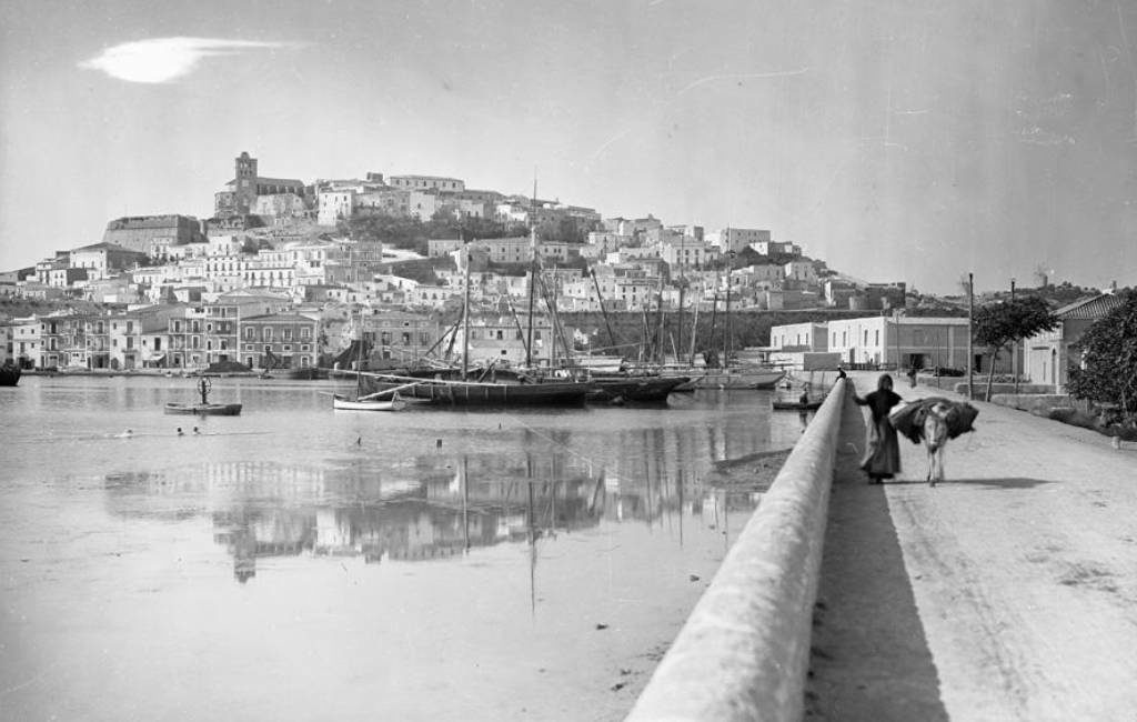 Geniet van foto’s van het oude Ibiza