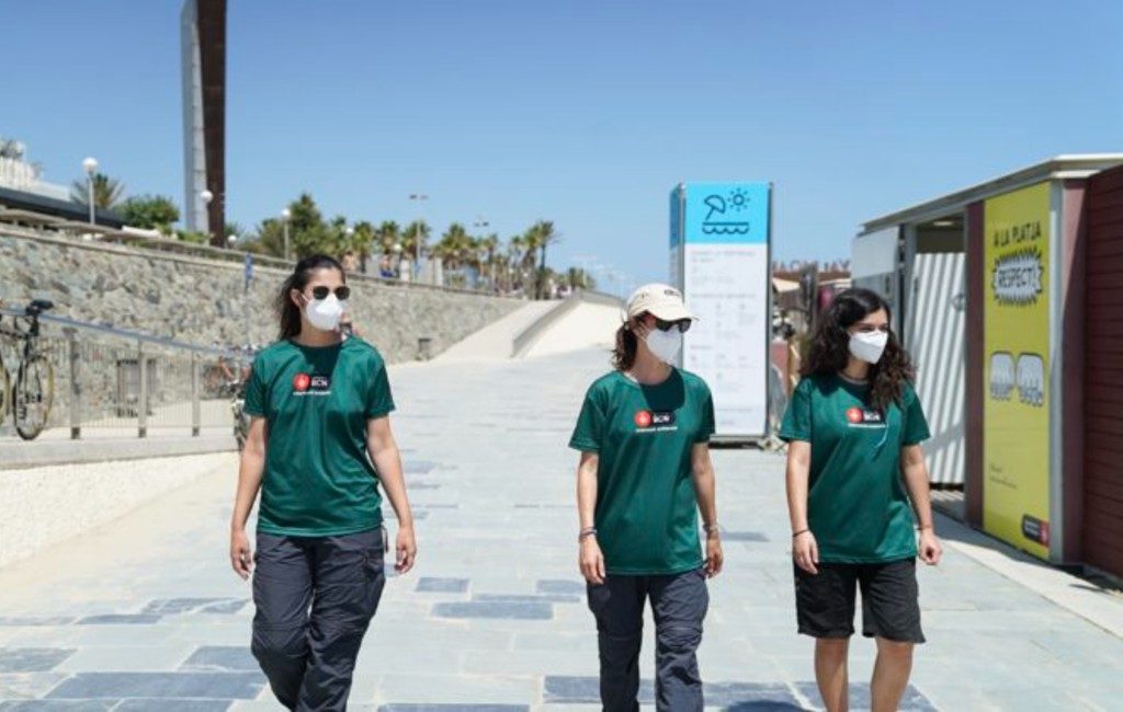 Barcelona begonnen met controles aantal aanwezigen op de stranden