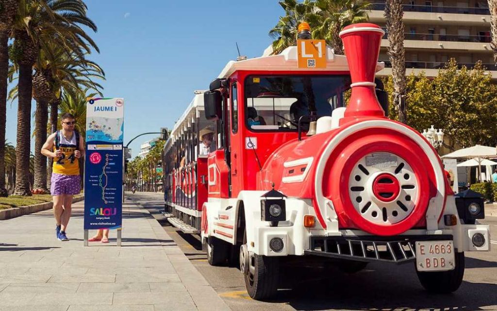 Het toeristische treintje: een leuke manier om Salou en Cambrils te ontdekken