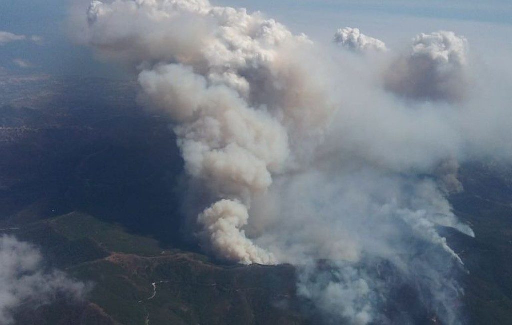 Inwoners twee Andalusische dorpen moesten binnenshuis blijven vanwege dreigende flammagenituswolk