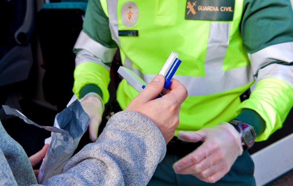 Dagelijks worden in Spanje 450 bestuurders betrapt op het gebruik van alcohol en andere drugs