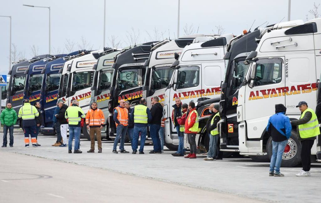 Deel van de transportsector dreigt opnieuw met staking in Spanje