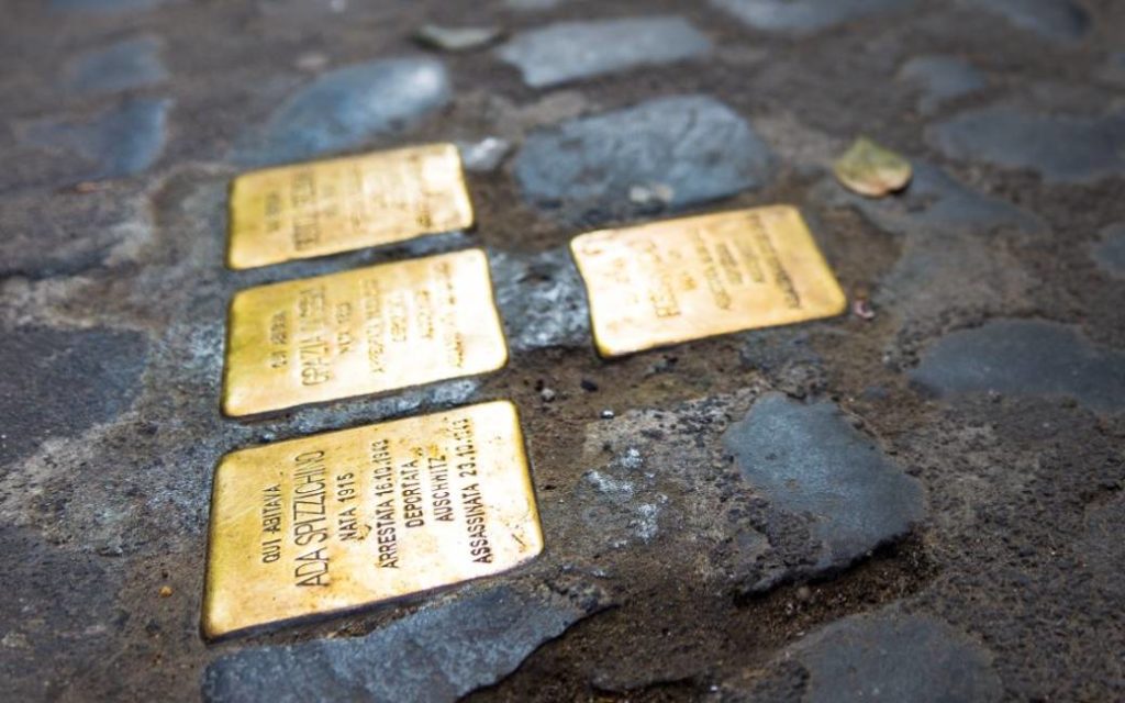 Steeds meer stolpersteine te zien in Spanje maar wat is dat en waar zijn ze te vinden?