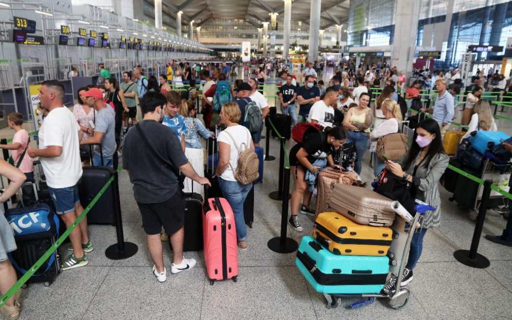 Chaos verwacht op Spaanse vliegvelden deze zomer