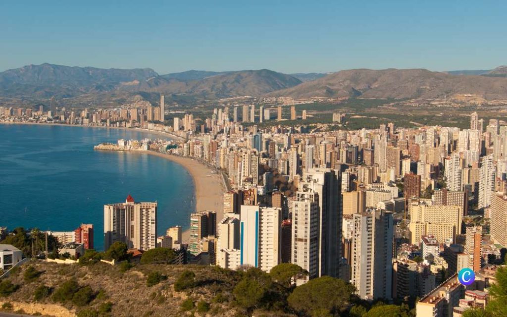 Waar is het duurder of goedkoper om een woning te kopen in Benidorm?