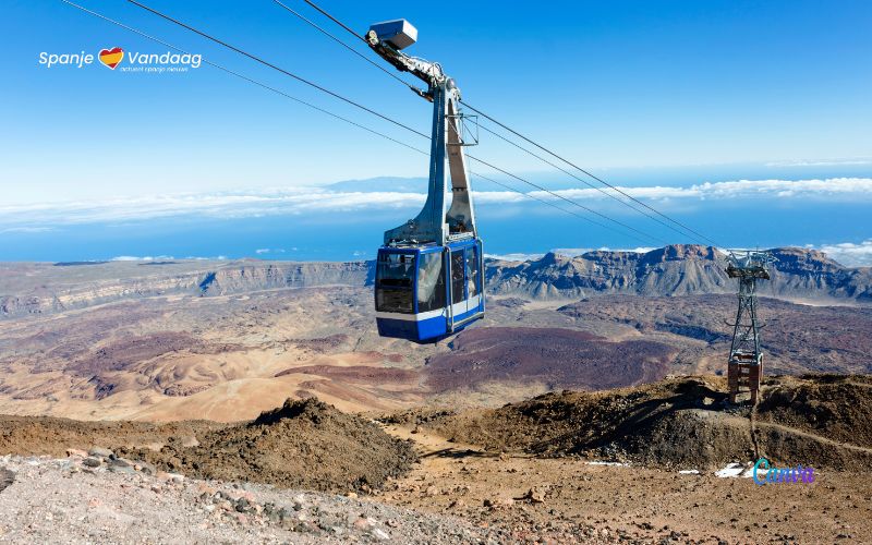 Onvoorbereide buitenlandse toerist gered op de top van Spanje's hoogste berg de Teide