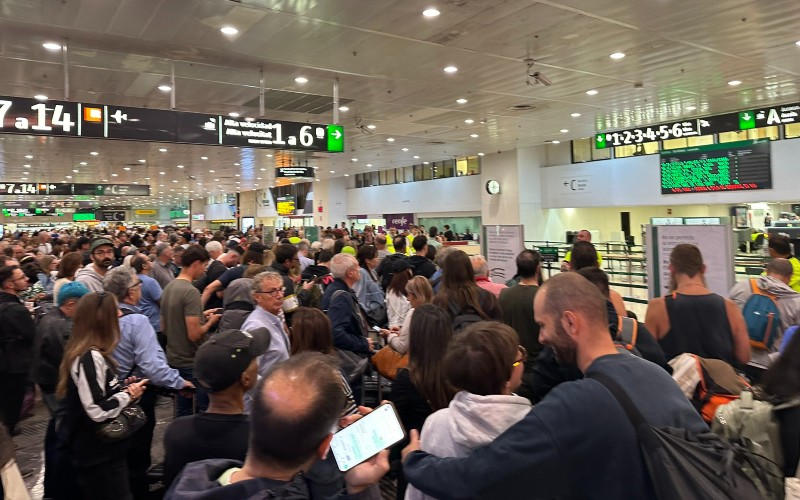 Chaos bij treinstation Sants in Barcelona