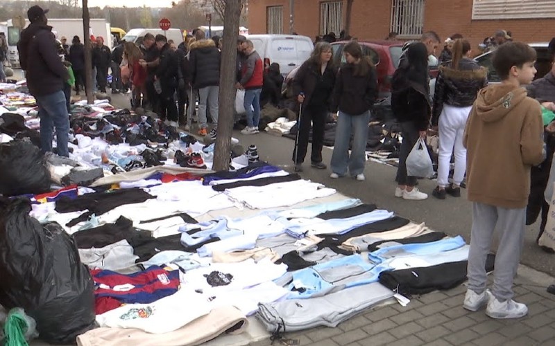 Bekende markt van Canovelles in Barcelona definitief opgeschort door illegale verkopers