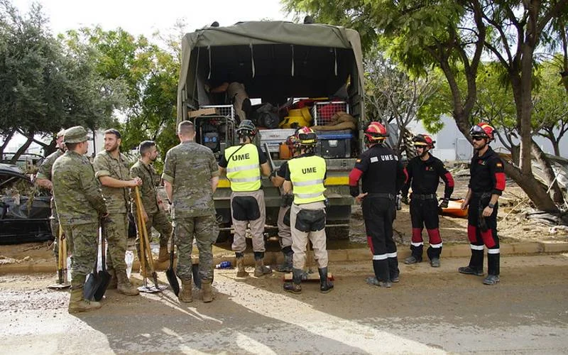 Centrale regering stuurt meer militaire hulp naar rampgebied in Valencia