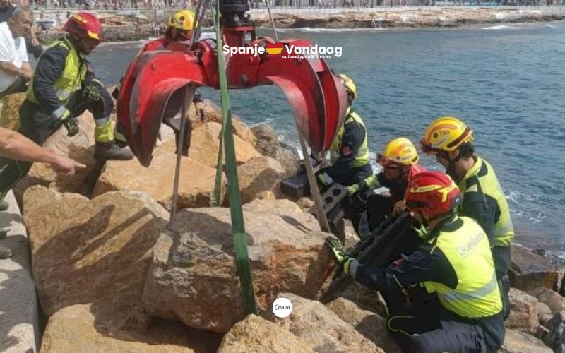 Belgische man urenlang vast tussen rotsen aan de kust in Torrevieja