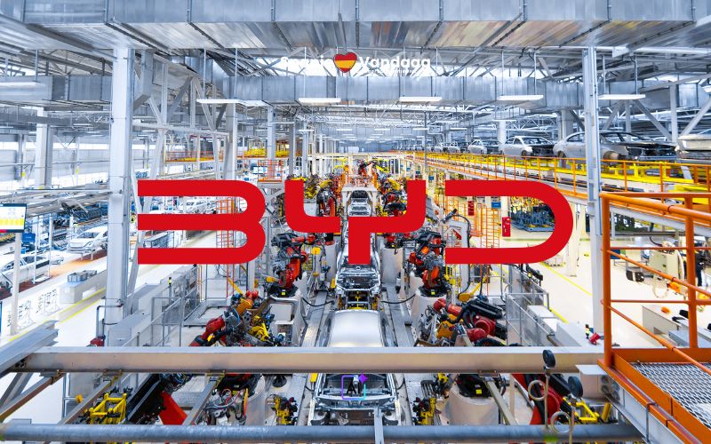Chinese autofabrikant BYD wil derde Europese fabriek openen in Spanje
