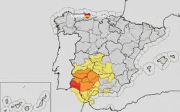 Zware regenval, rode waarschuwingen en waterhoos in Andalusië, terwijl nieuwe stormen Spanje naderen