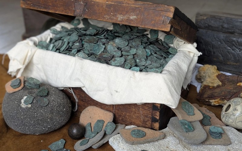 1715treasurefleet / web