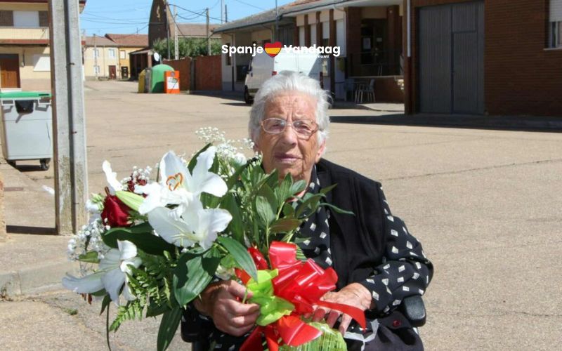 De 112-jarige Teresa is de nieuwe oudste inwoner van Spanje met een zoon van 93