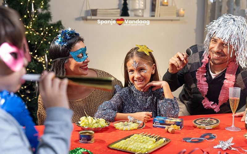 Wat is een ‘cotillón’ en waarom zijn de Spanjaarden daar zo gek op tijdens de jaarwisseling?