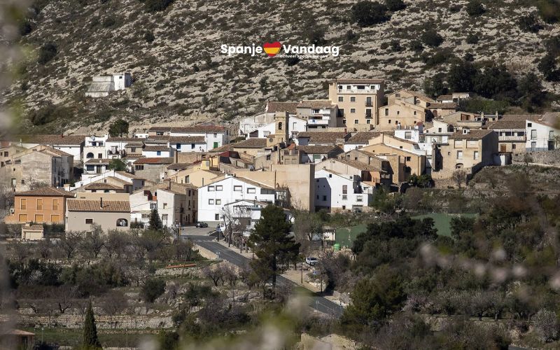Leer het kleinste dorp van de provincie Alicante met slechts 32 inwoners kennen