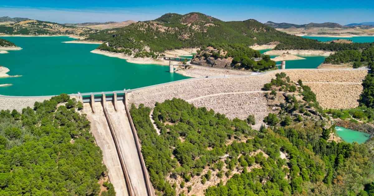 Spaanse stuwmeren zakken licht naar ruim 81 procent: zo staat het water er deze zomer voor