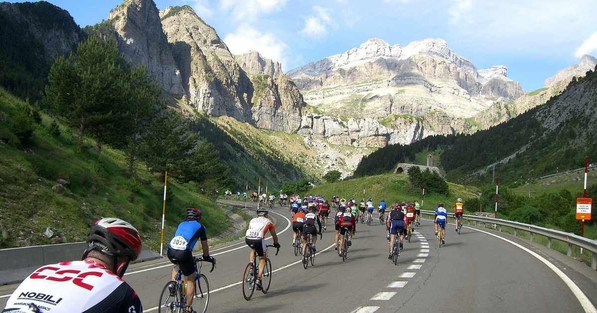 Let op: deze wegen in de Pyreneeën gaan zaterdag dicht door wielertocht Quebrantahuesos