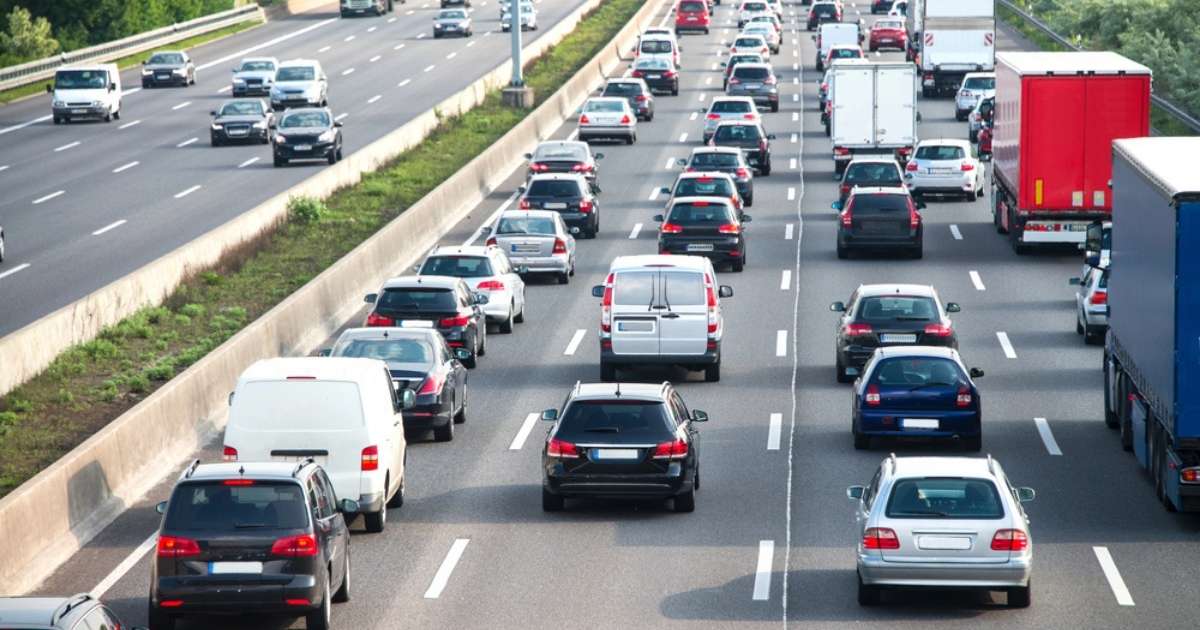 Zomeroperatie van start: Spaanse verkeersdienst verwacht 104 miljoen ritten en extra controles vanwege eclips