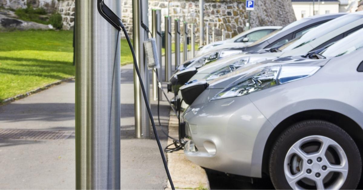 Spanje passeert 100.000 verkochte elektrische auto’s, maar loopt nog achter op Europa