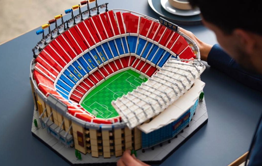 Makkelijk te begrijpen Schuldenaar Misleidend Nu te koop: Camp Nou voetbalstadion van FC Barcelona van LEGO