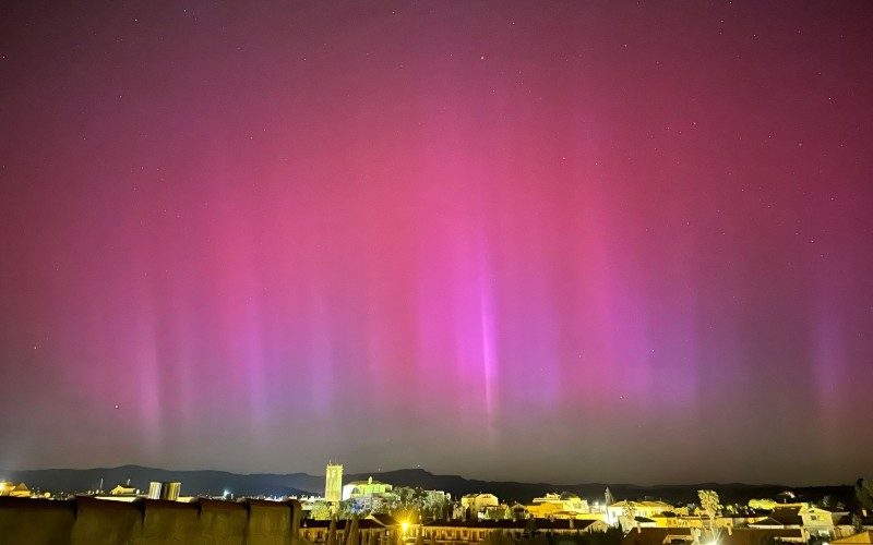 Afbeeldingen van het unieke noorderlicht dat ook te zien was in Spanje
